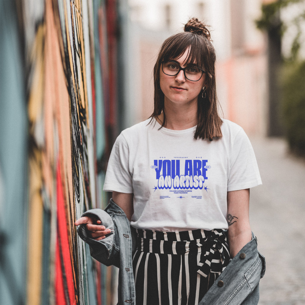 "YOU ARE AN ARTIST" - T-Shirt Regular Fit Unisex